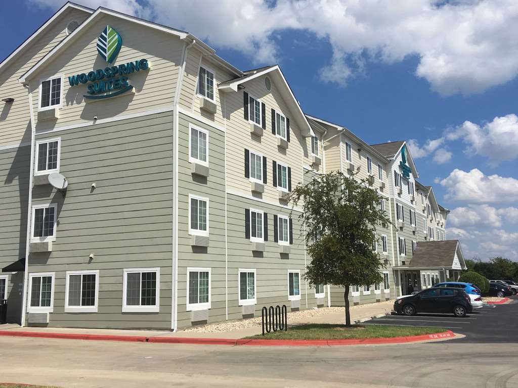 Woodspring Suites 基林 外观 照片